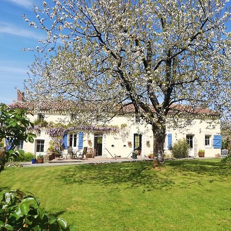 Papillons B&B - Beauty, Comfort And Peace 25 Mins From Puy Du Fou Montournais Eksteriør billede